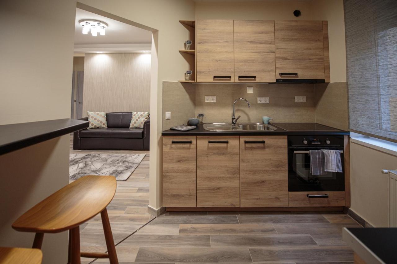 Mokka Apartments Miskolc Buitenkant foto