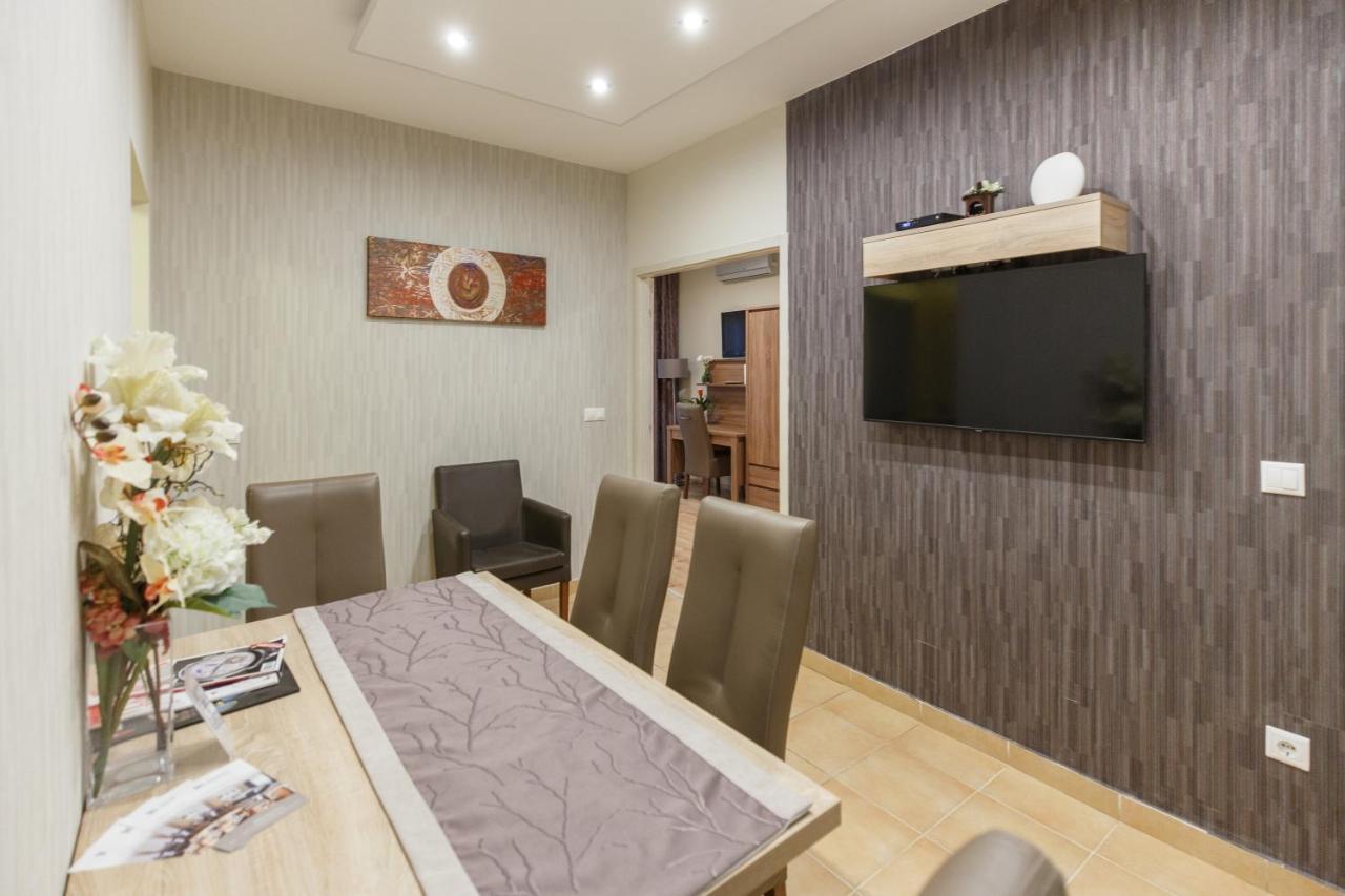 Mokka Apartments Miskolc Buitenkant foto