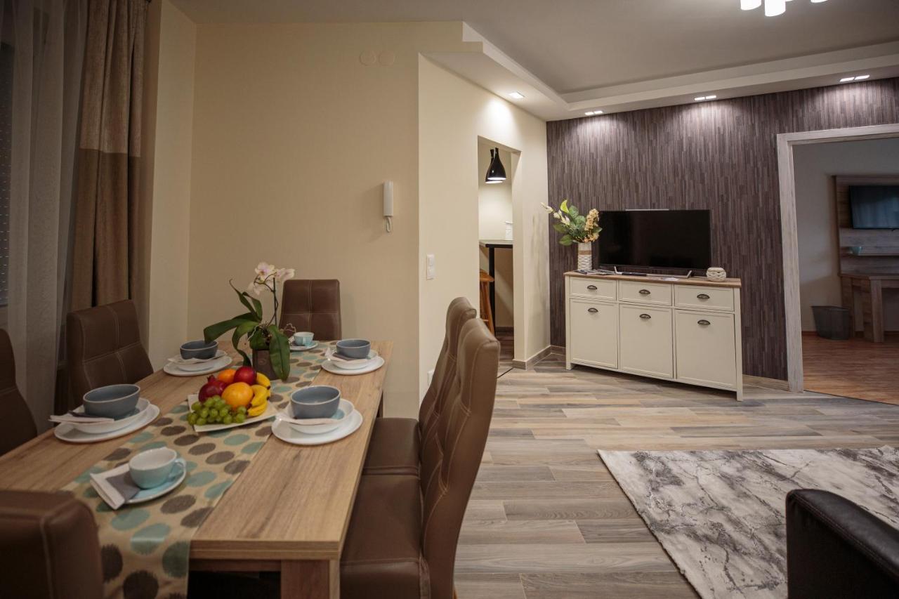 Mokka Apartments Miskolc Buitenkant foto