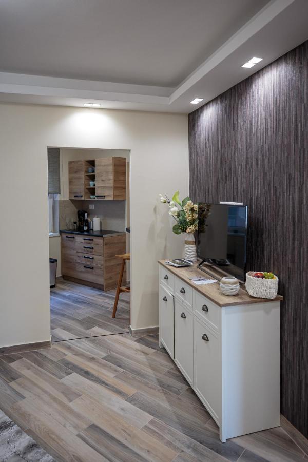 Mokka Apartments Miskolc Buitenkant foto