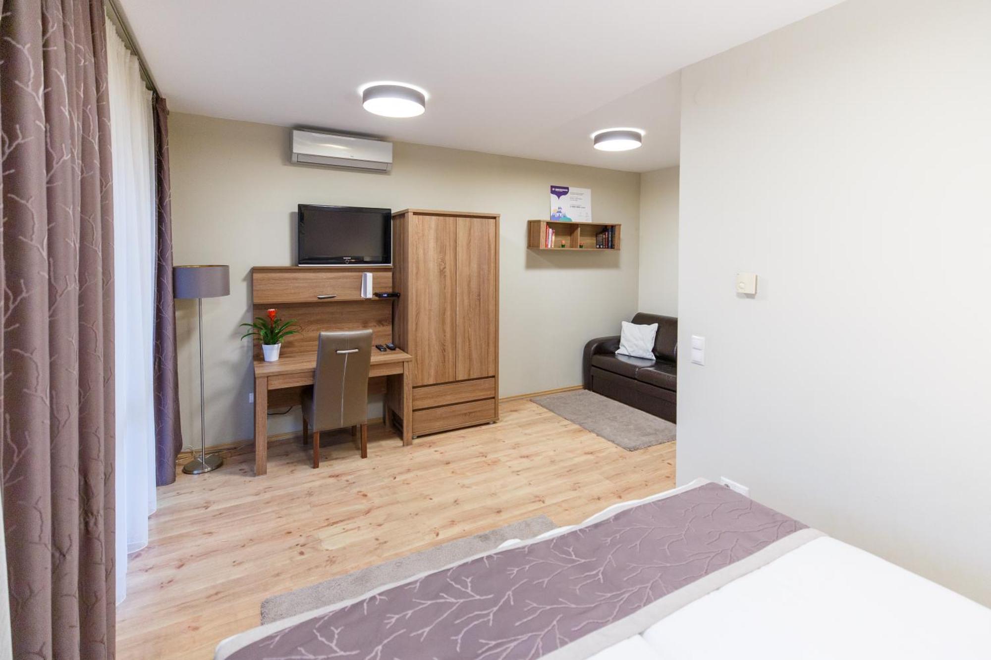 Mokka Apartments Miskolc Buitenkant foto