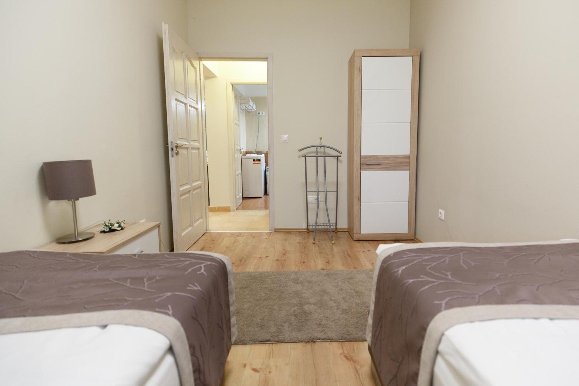 Mokka Apartments Miskolc Buitenkant foto