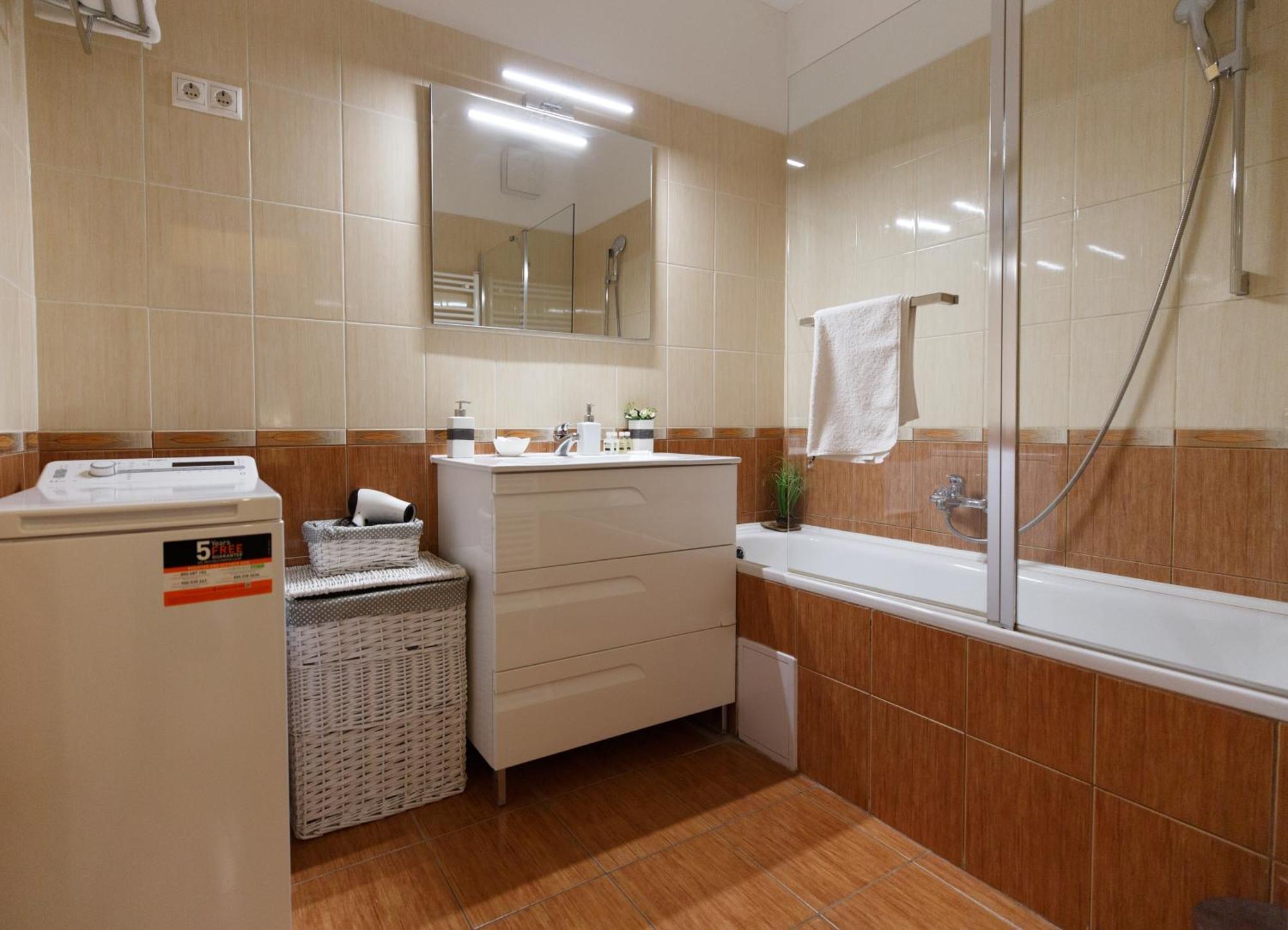 Mokka Apartments Miskolc Buitenkant foto